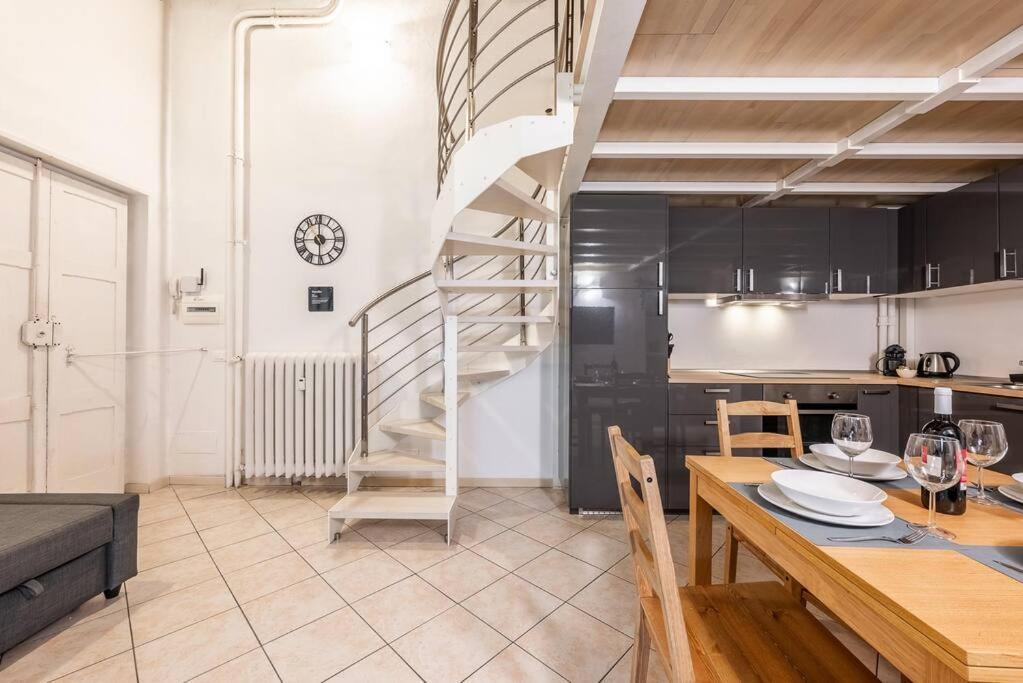 Verdi'S Nest - Loft With Wifi And Netflix 米兰 外观 照片